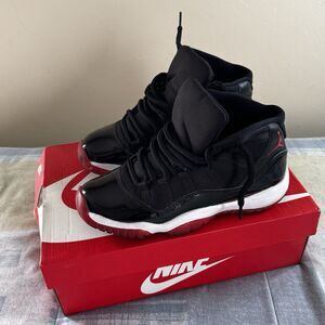 Nike Air Jordan 11 Retro 2019 Playoffs Bred XI Sz 7Y